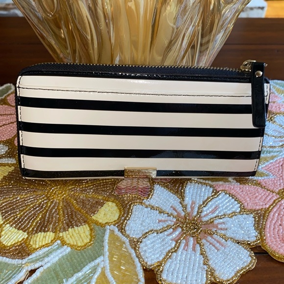 Kate Spade Striped Wallet - Picture 2 of 9